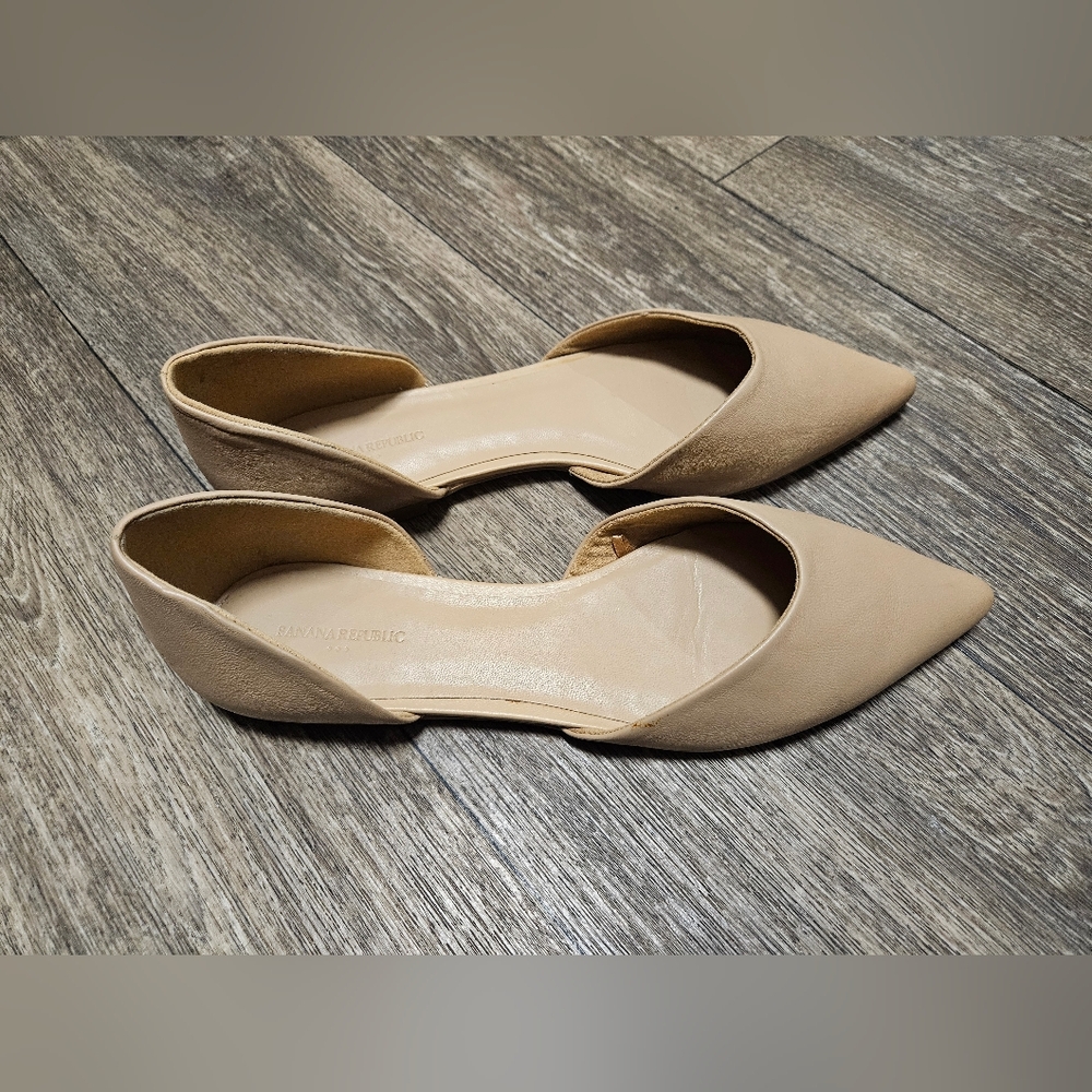 Banana Republic Nude/Tan Pointed-Toe D'Orsay Flats - Picture 5 of 6